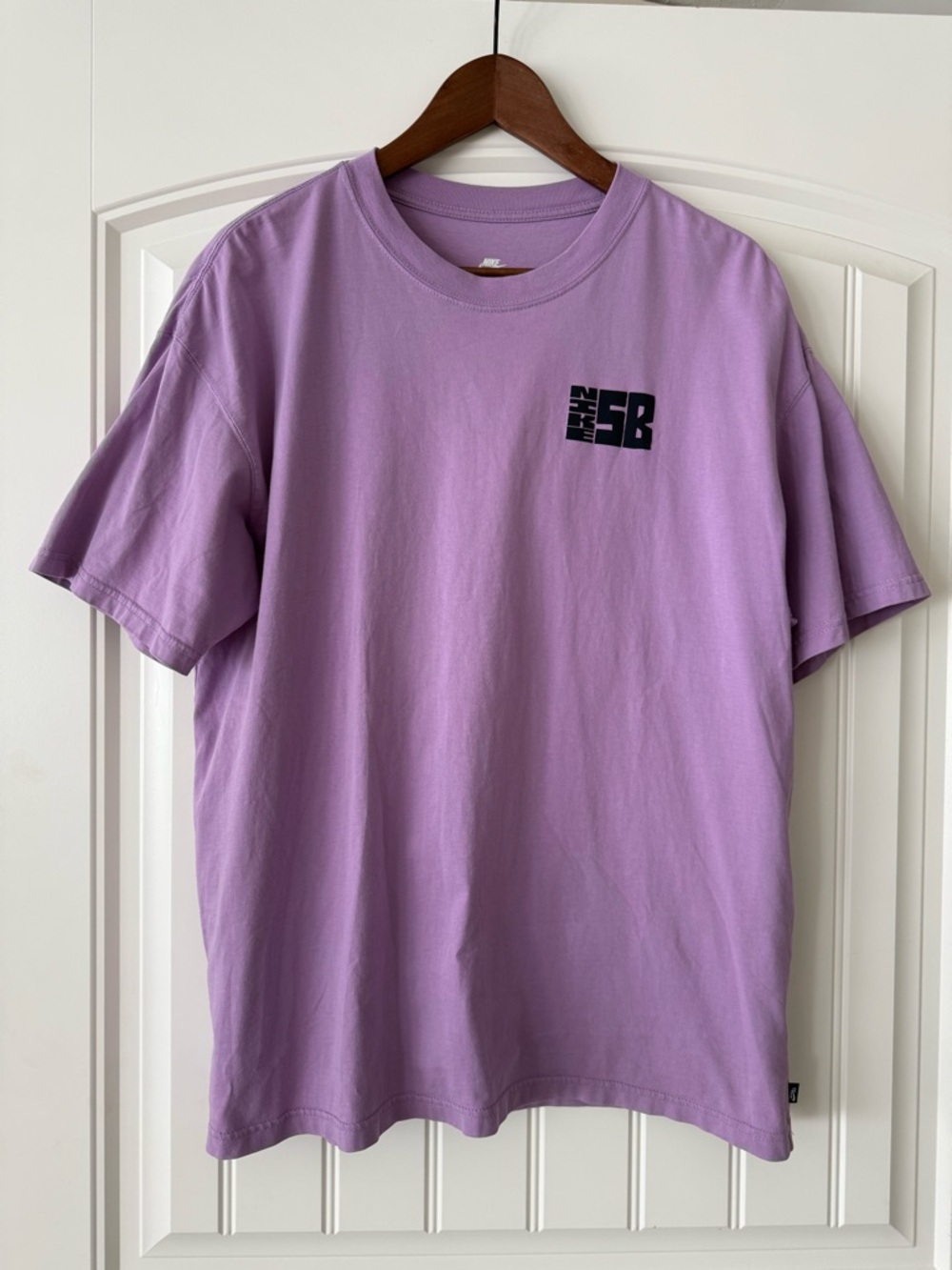Nike SB Skate T-Shirt. Purple. Loose Fit Large. - Picture 4 of 9